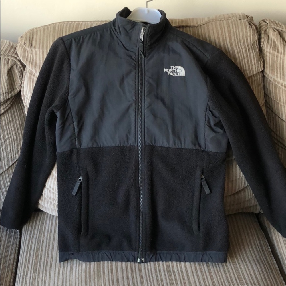 The North Face Girl’s Black Fleece Jacket